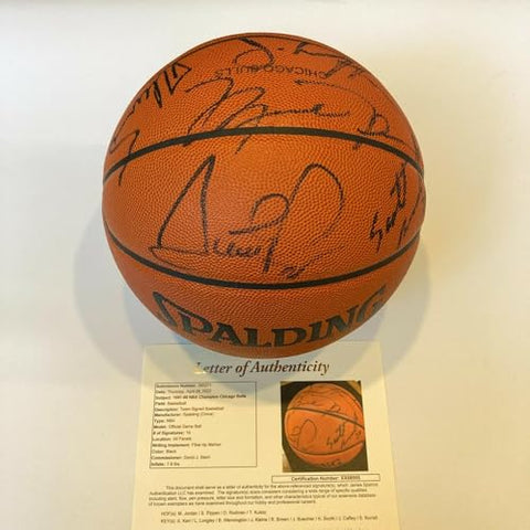 Michael Jordan 1997-98 Chicago Bulls Team Signed Basketball "The Last Dance" JSA - Autographed Basketballs