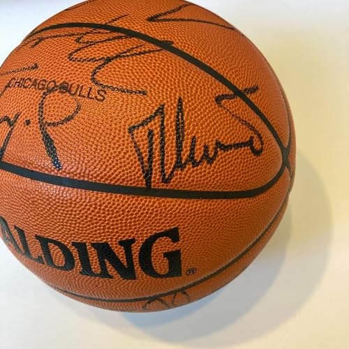 Michael Jordan 1997-98 Chicago Bulls Team Signed Basketball "The Last Dance" JSA - Autographed Basketballs