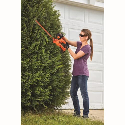 BLACK+DECKER 20V MAX Hedge Trimmer Cordless, 18 inch, Battery and Charger Included, Light Weight Reduced Vibration Bush Trimmer Hedger (LHT218C1)