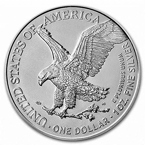 2026 U.S. Silver Eagle 1 oz Brilliant Uncirculated in Christmas Santa Gift Holder Dollar Uncirculated US Mint