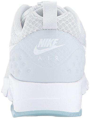 NIKE Women's Air Max Motion LW Running Shoe, Pure Platinum/White, 8 B(M) US