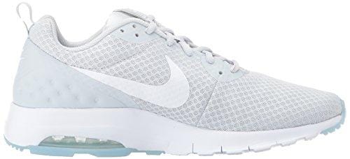 NIKE Women's Air Max Motion LW Running Shoe, Pure Platinum/White, 8 B(M) US
