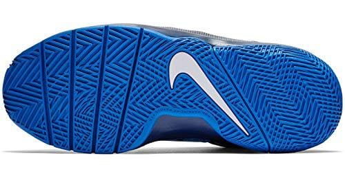 Nike Kids' Grade School Team Hustle D 8 Camo Basketball Shoes (3.5, Blue/Light Blue)