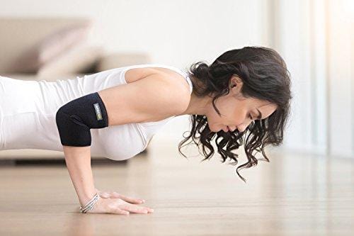 Bracoo Elbow Support, Reversible Neoprene Support Brace for Joint, Arthritis Pain Relief, Tendonitis, Sports Injury Recovery, ES10, Black, 1 count [product _type] Bracoo - Ultra Pickleball - The Pickleball Paddle MegaStore