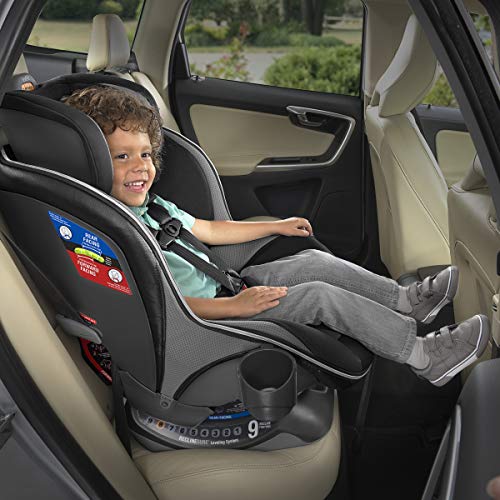 Chicco NextFit Zip Max Convertible Car Seat - Q Collection