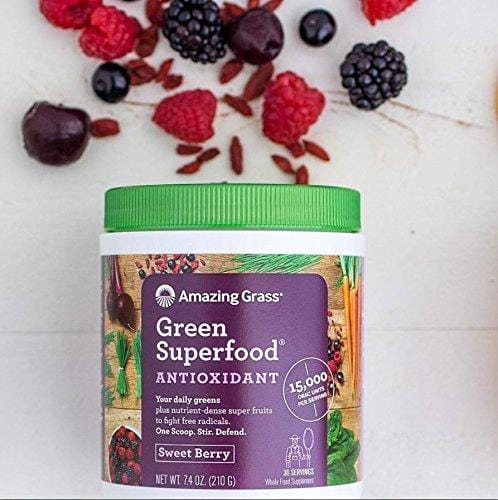 Amazing Grass Green Superfood Antioxidant Organic Powder with Elderberry, Wheatgrass, and 7 Super Greens, Flavor: Sweet Berry,  100 Servings