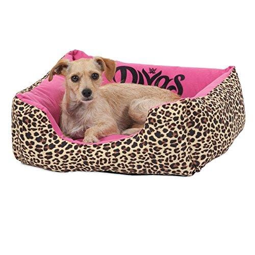 WWE Divas 20X17 Rectangular Lounger Pet Bed