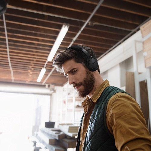 Bose SoundLink On-Ear Bluetooth Headphones with Microphone, Triple Black