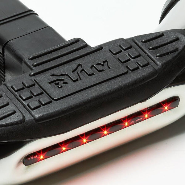 Bully CR-605L Chrome Series Heavy-Duty Truck SUV LED Hitch Step