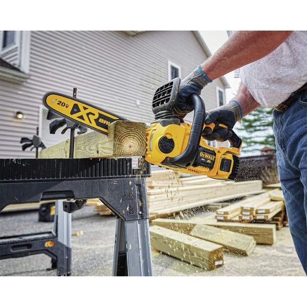 DEWALT DCCS620P1 20V MAX Lithium-Ion XR Brushless Compact 12 in. Cordless Chainsaw Kit (5AH)