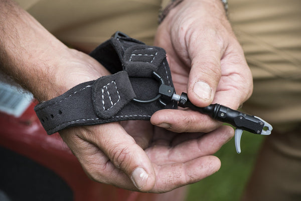 TruFire Smoke Adjustable Archery Compound Bow Release with Foldback Design - Black Wrist Strap