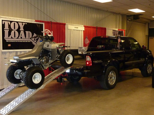Toy Loader Universal Loading System w/2000 DC Utility Winch Holiday Special $595.00