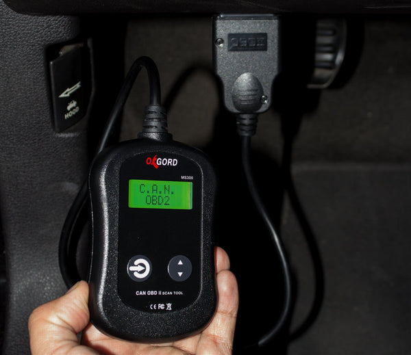 OBD2 Scanner CAN OBDII Code Reader - Scan Tool for Check Engine Light - Universal Diagnostic for Car, SUV, Truck and Van (MS300)