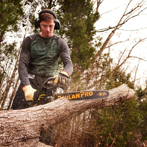 Poulan Pro 18inch Bar 42CC 2 Cycle Gas Powered Chainsaw (Renewed)