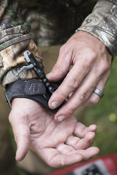 TruFire Smoke Adjustable Archery Compound Bow Release with Foldback Design - Black Wrist Strap