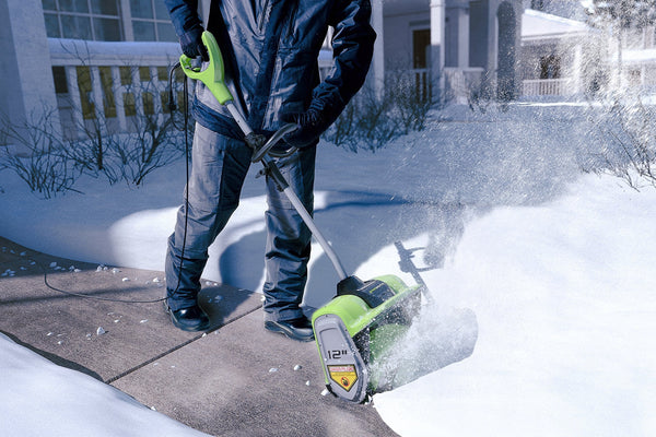 Greenworks 12-Inch 8 Amp Corded Snow Shovel 2600802